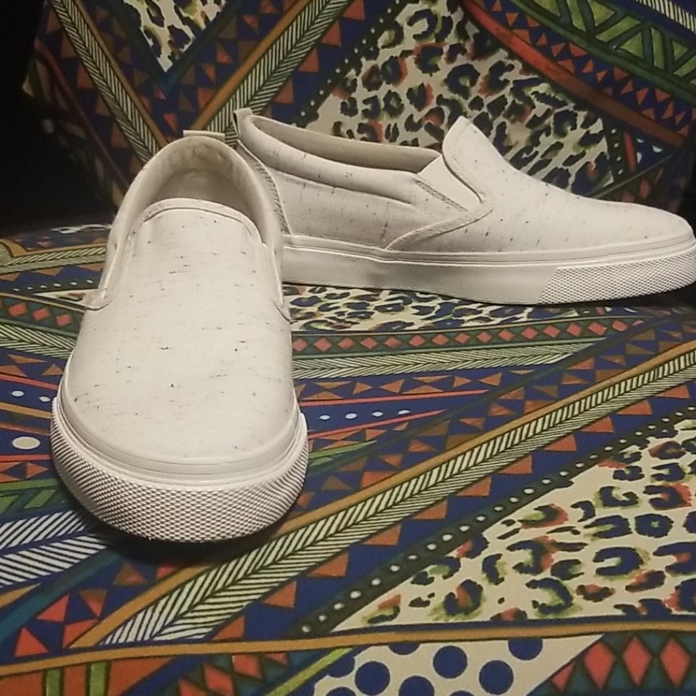Slip on sneakers